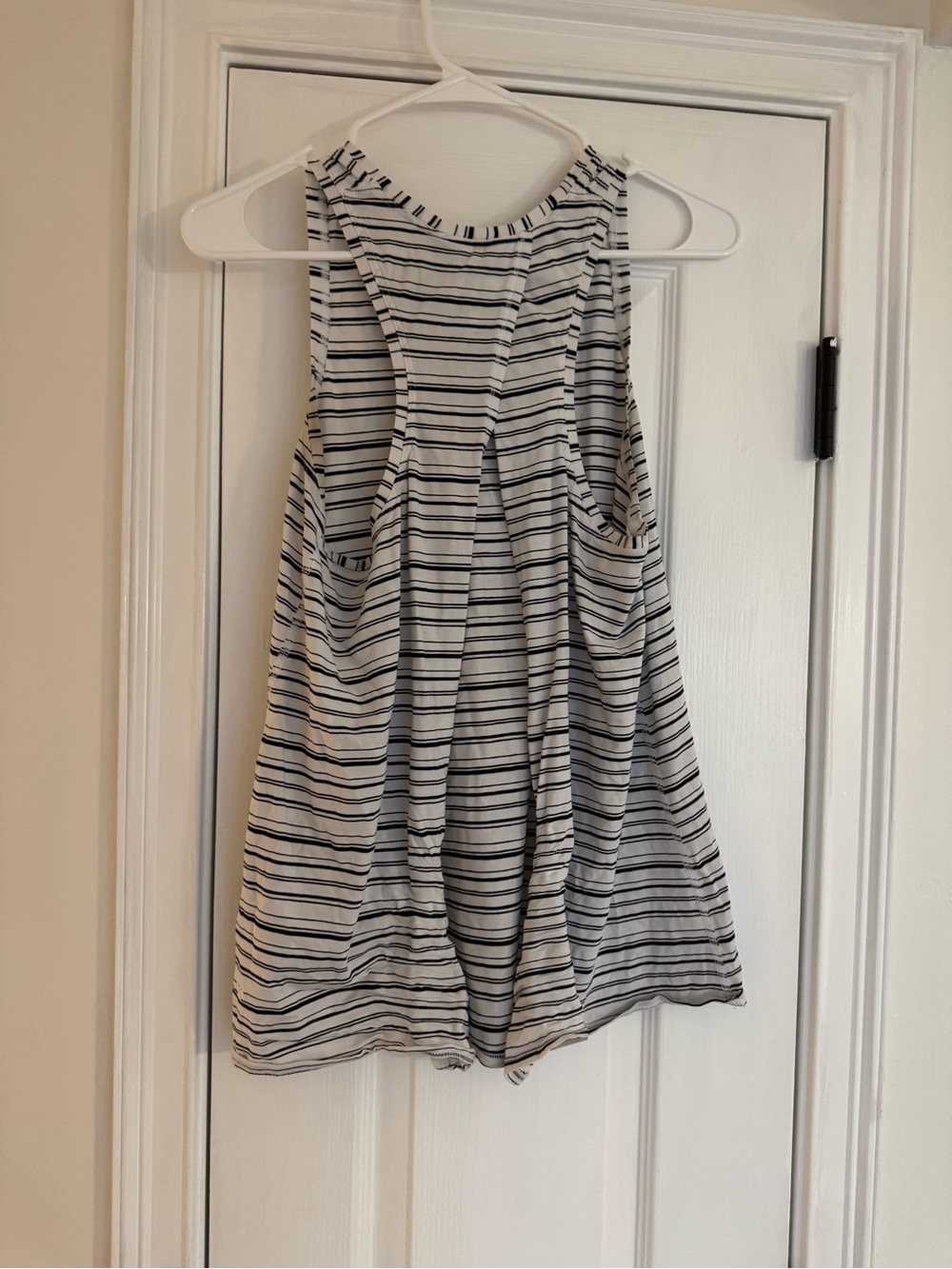 Lululemon All Tied Up Tank - Picture 4 of 5